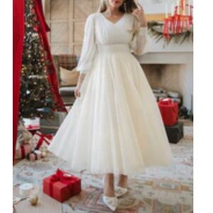 Elegant Cream Evening Gown